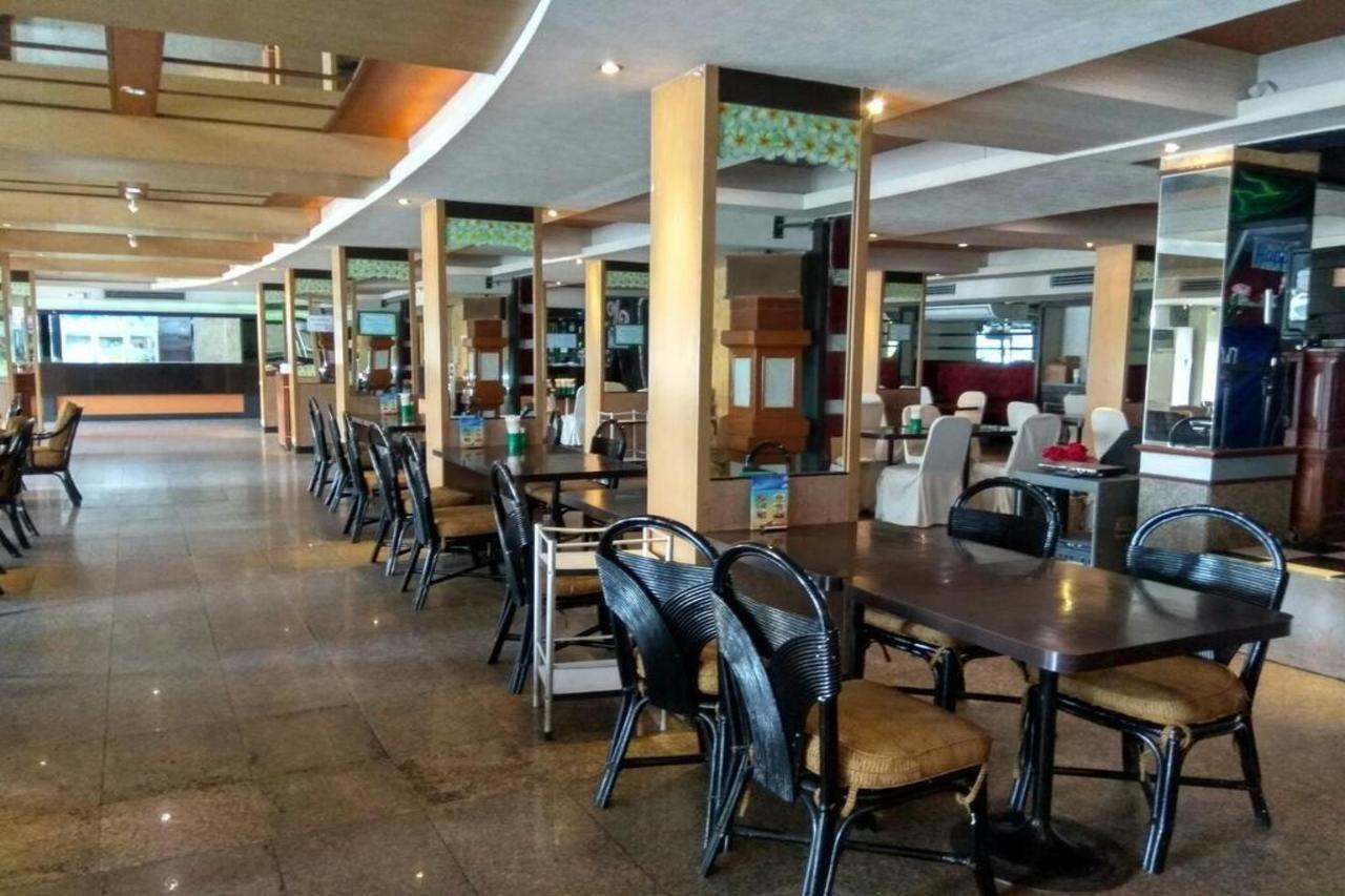 Niran Grand Hotel Bangkok Exterior photo