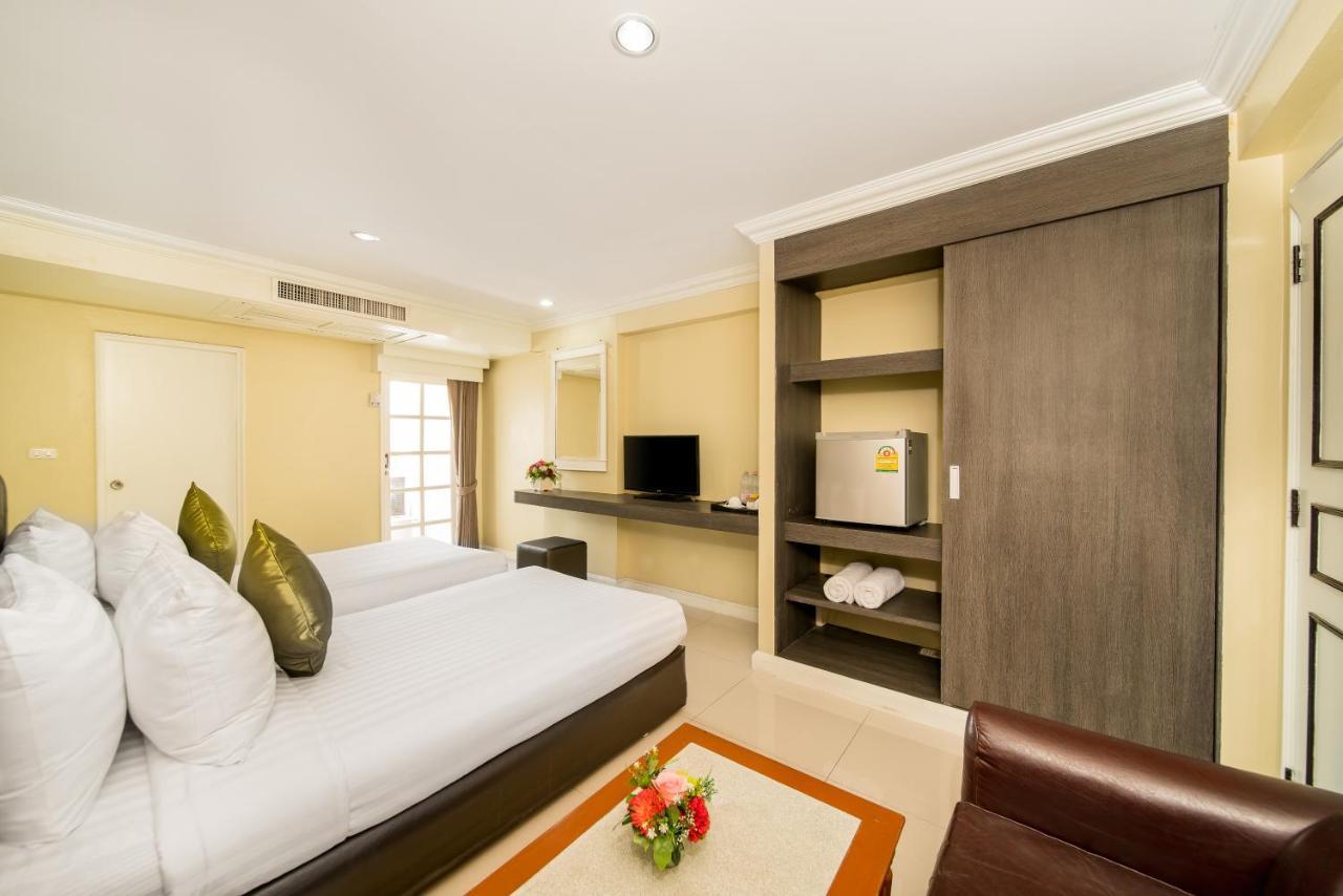 Niran Grand Hotel Bangkok Exterior photo